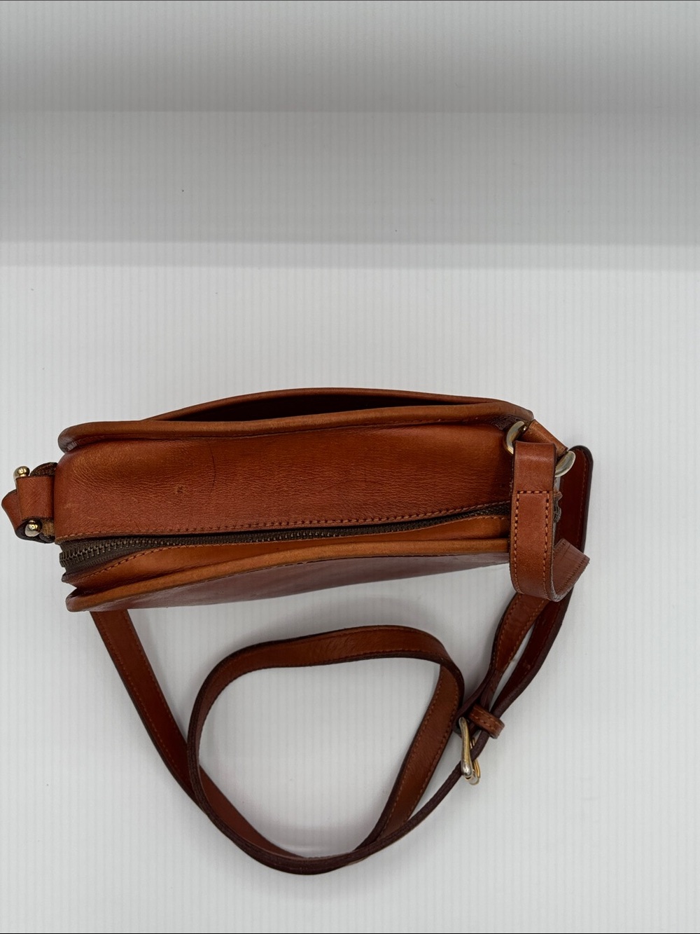 Vintage COACH Canteen Leather Crossbody Bag Chestnut Brown- WOW! - Picture 2 of 15